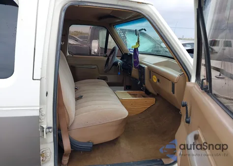 1989 Ford F350 z USA, uszkodzony, nr VIN 2FTJW35G1KCA26483